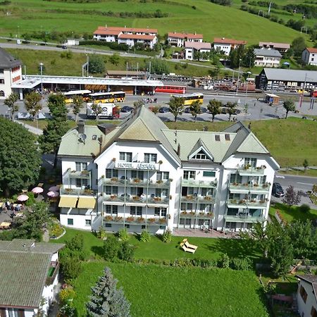 Typically Swiss Hotel Altana Scuol Exteriör bild