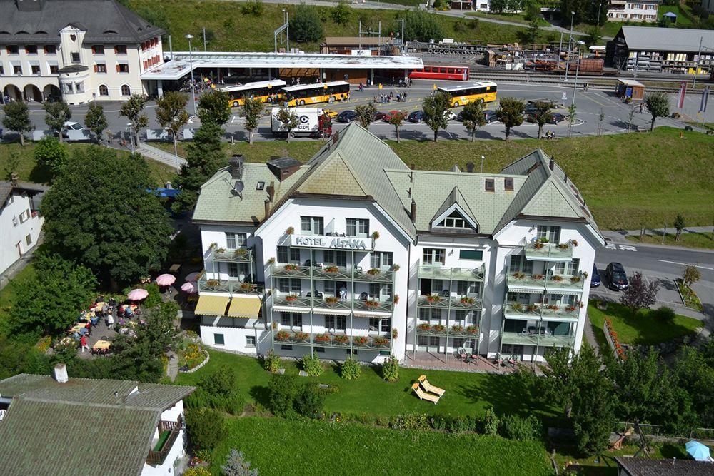Typically Swiss Hotel Altana Scuol Exteriör bild