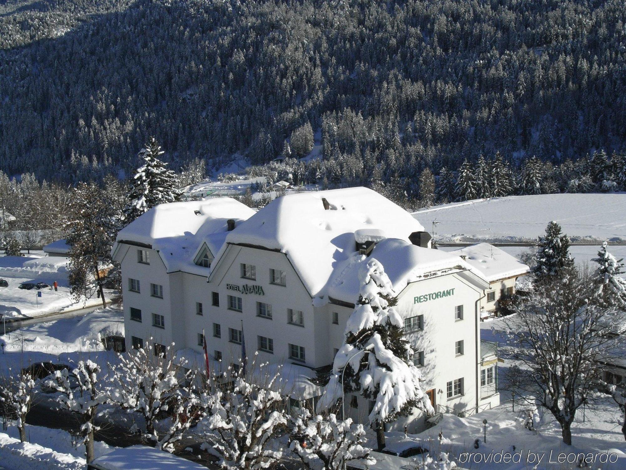 Typically Swiss Hotel Altana Scuol Exteriör bild